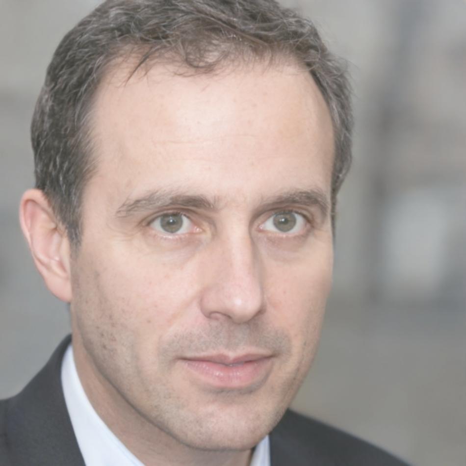 Ritratto di Davide Santoro